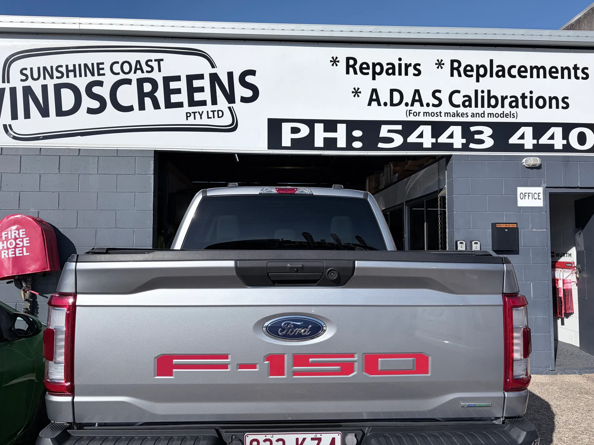 The Sunshine Coast Windscreens shopfront in Buderim — signage advertising repairs, replacements and ADAS calibrations